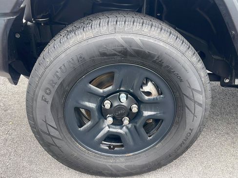 Used 2021 Jeep Wrangler Sport AWD/4WD image 13