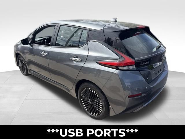 Certified 2025 Nissan Leaf SV Plus FWD image 5