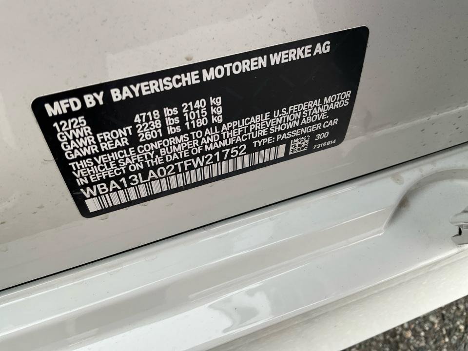 Used 2026 BMW 330i Sedan w/ Convenience Package RWD image 35