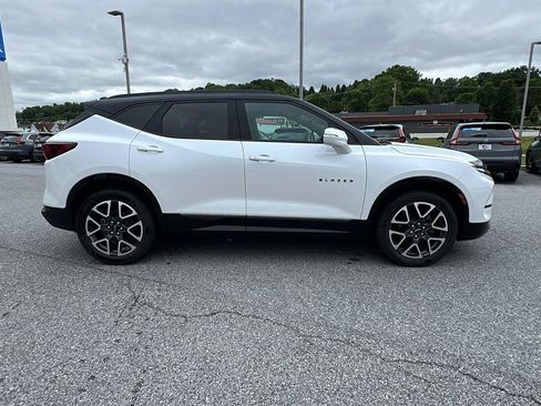 Used 2023 Chevrolet Blazer RS AWD/4WD image 3