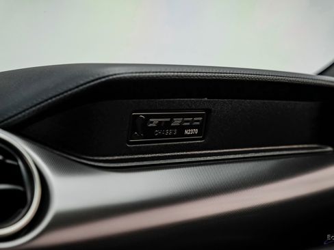 Used 2022 Ford Mustang Shelby GT500 w/ Technology Package image 66