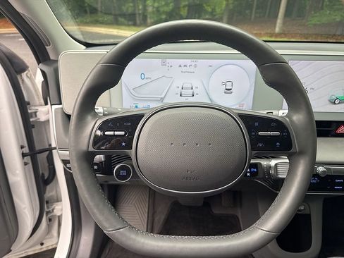 Used 2024 Hyundai Ioniq 5 SEL RWD image 17