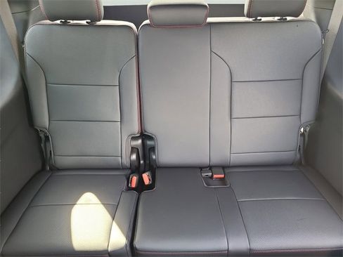 New 2026 Chevrolet Traverse RS image 14