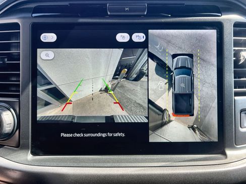 Used 2025 Ford F150 XLT w/ Equipment Group 302A MID image 19