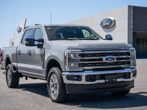 New 2026 Ford F250 King Ranch w/ Chrome Package AWD/4WD image 1
