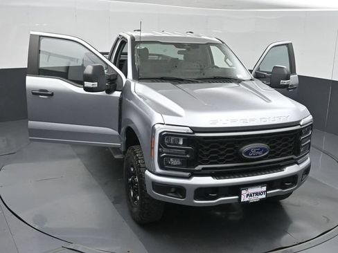 Used 2023 Ford F250 XL w/ STX Appearance Package AWD/4WD image 58