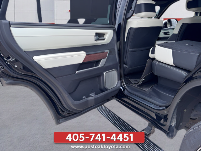Used 2023 Toyota Sequoia Capstone AWD/4WD image 43