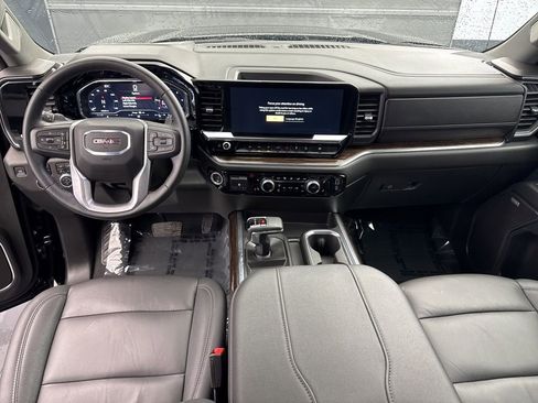 Used 2024 GMC Sierra 1500 Elevation w/ Elevation Premium Package image 15