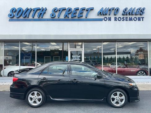 Used 2012 Toyota Corolla S image 1