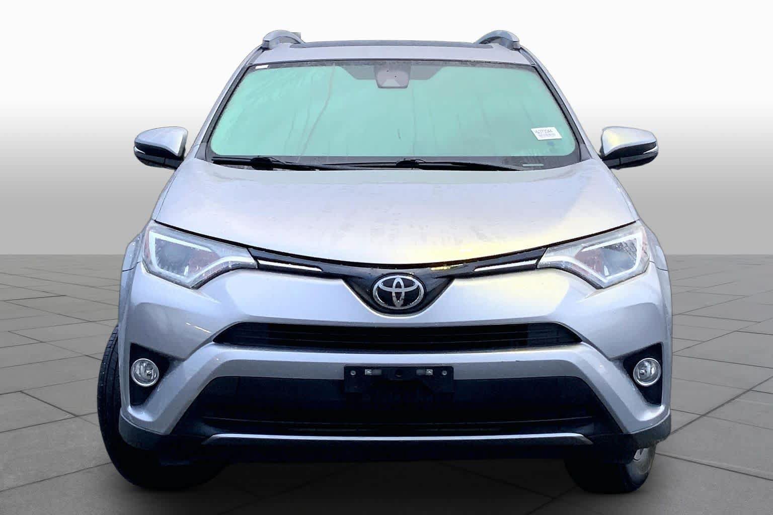 Used 2017 Toyota RAV4 XLE w/ Plus Special Value Package FWD image 4