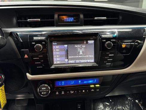 Used 2016 Toyota Corolla LE image 24