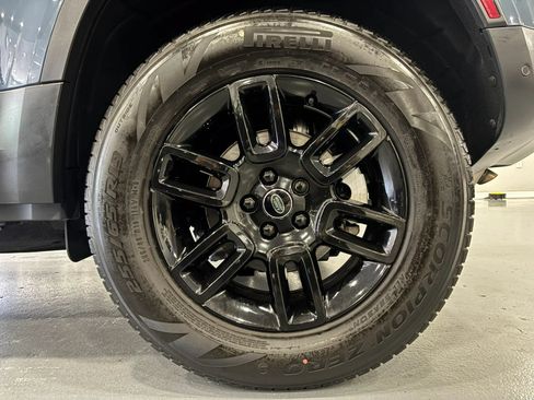 Used 2023 Land Rover Defender 110 S AWD/4WD image 60