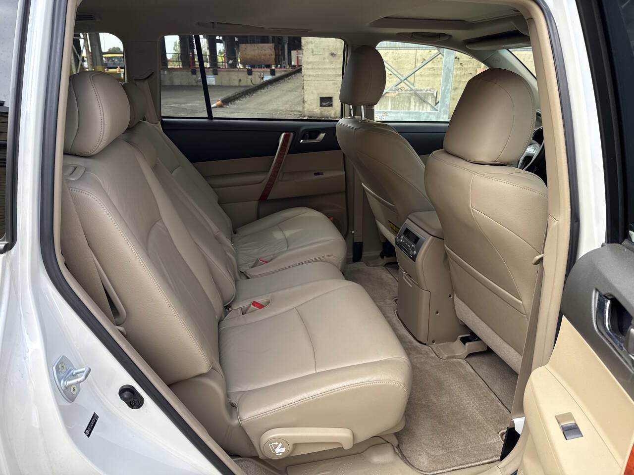 Used 2008 Toyota Highlander Limited AWD/4WD image 13
