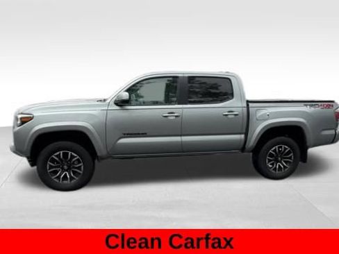 Used 2023 Toyota Tacoma TRD Sport image 3