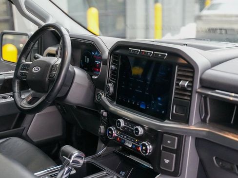 Used 2021 Ford F150 Lariat w/ Max Trailer Tow Package image 28