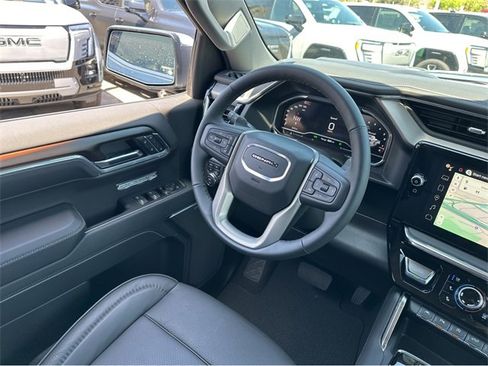 New 2025 GMC Sierra 1500 Denali w/ Denali Reserve Package image 16