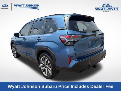 Used 2025 Subaru Forester Touring AWD/4WD image 6
