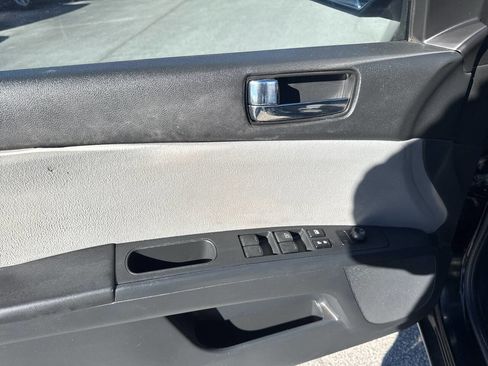 Used 2011 Nissan Sentra 2.0 S image 12