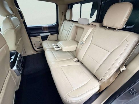 Used 2017 Ford F150 Lariat w/ Equipment Group 502A Luxury AWD/4WD image 22