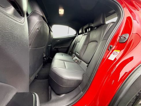 Used 2019 Lexus UX 200 w/ Premium Package FWD image 27