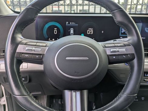 Used 2025 Hyundai Kona SEL FWD image 21