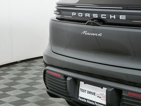New 2026 Porsche Macan 4 Electric AWD/4WD image 38