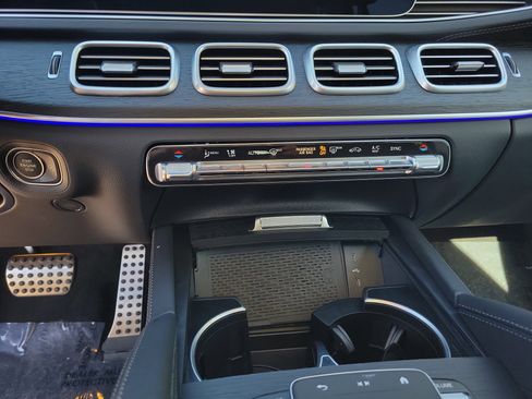 Certified 2026 Mercedes-Benz GLS 450 4MATIC image 28