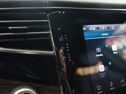 Used 2022 Jeep Wagoneer Series III w/ Flexible Seating Group image 38