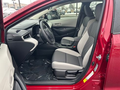 Used 2026 Toyota Corolla LE image 12