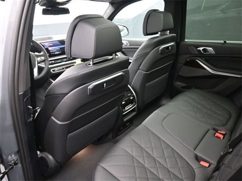 New 2026 BMW X5 sDrive40i w/ Climate Comfort Package image 23