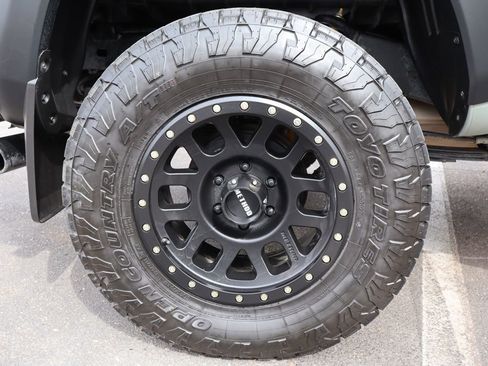 Used 2023 Toyota Tacoma TRD Off-Road w/ TRD Premium Off Road Package AWD/4WD image 63