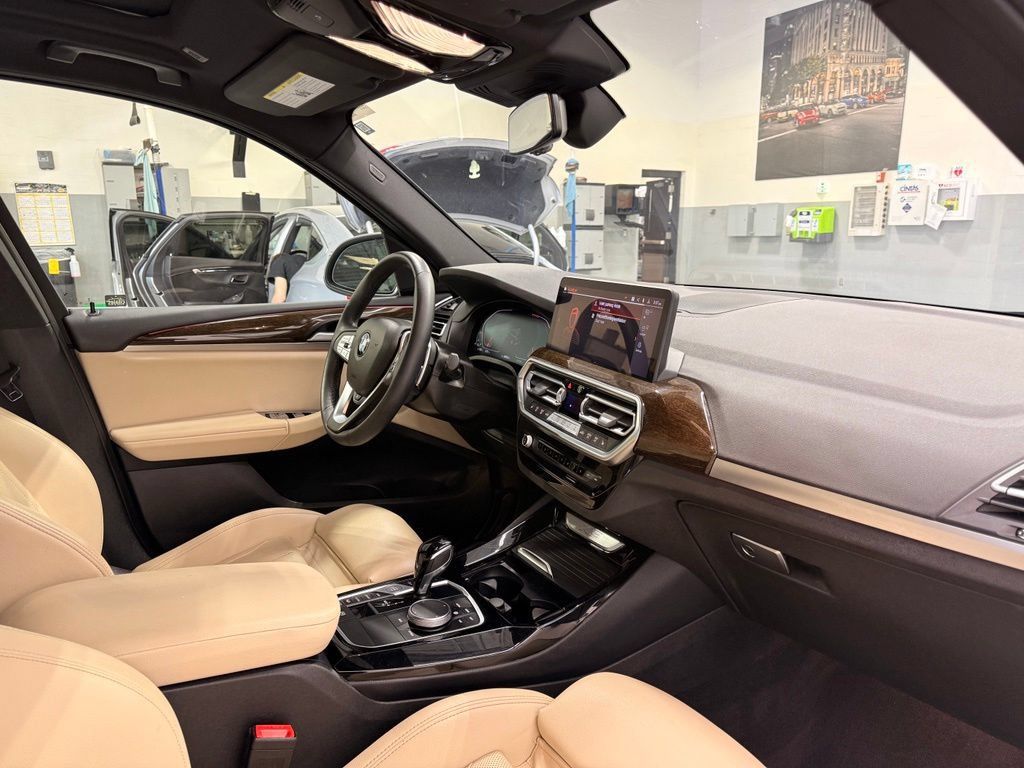 Used 2024 BMW X3 xDrive30i w/ Premium Package AWD/4WD image 29