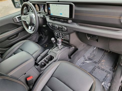 Certified 2024 Jeep Wrangler Sahara image 25