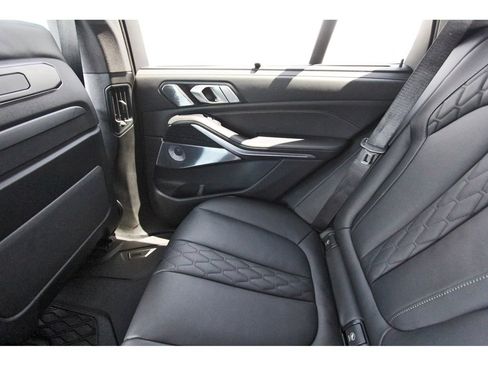 Used 2025 BMW X5 M60i AWD/4WD image 12