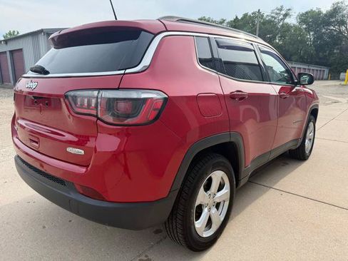 Used 2018 Jeep Compass Latitude w/ Popular Equipment Group AWD/4WD image 8