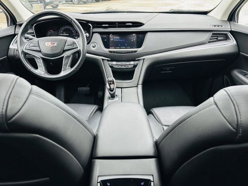 Used 2019 Cadillac XT5 Premium Luxury w/ Driver Assist Package image 27