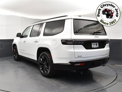 New 2026 Jeep Grand Wagoneer Summit image 4