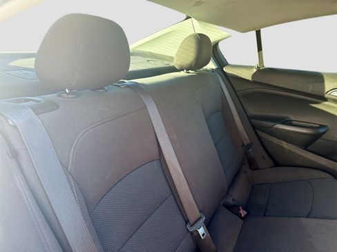 Used 2019 Chevrolet Cruze LS w/ LS Convenience Package image 24