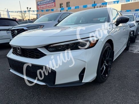 Used 2025 Honda Civic Sport image 1