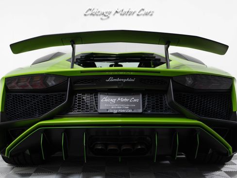 Used 2016 Lamborghini Aventador LP 750-4 Superveloce image 16