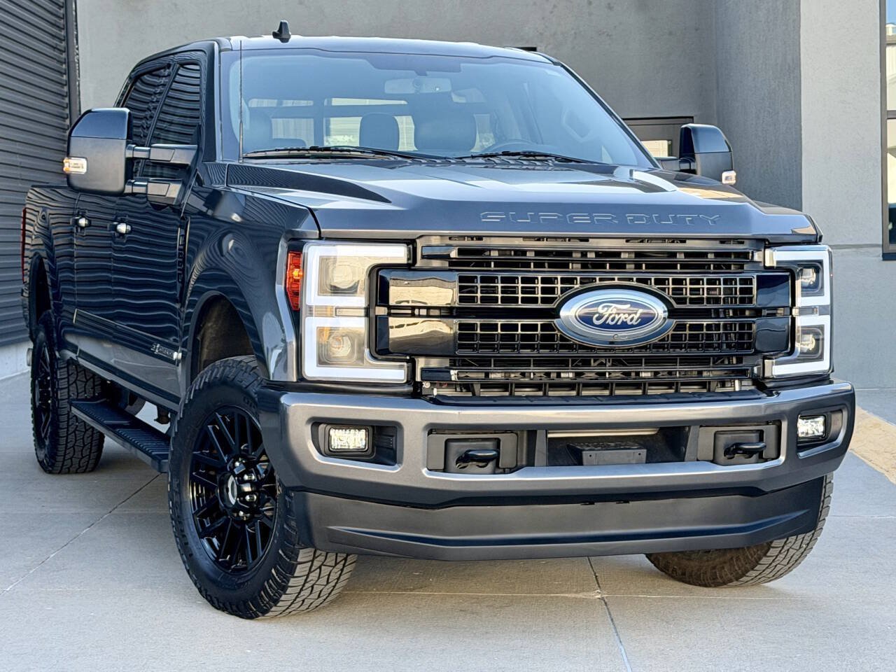Used 2019 Ford F250 Lariat AWD/4WD image 5