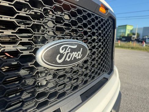 Used 2018 Ford F150 XLT w/ Equipment Group 302A Luxury AWD/4WD image 6