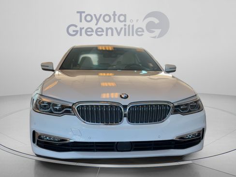 Used 2017 BMW 540i RWD image 9