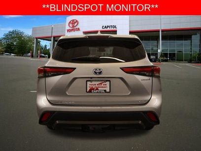 Used 2022 Toyota Highlander XLE