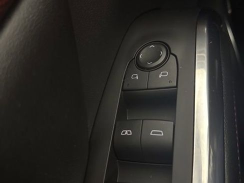 Used 2024 Chevrolet Traverse Z71 w/ Enhanced Driving Package image 19