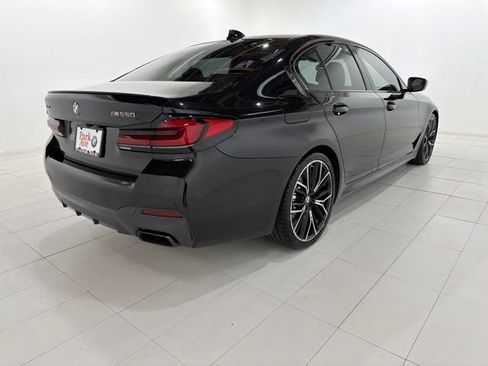 Used 2022 BMW M550i xDrive w/ Shadowloine Package AWD/4WD image 5