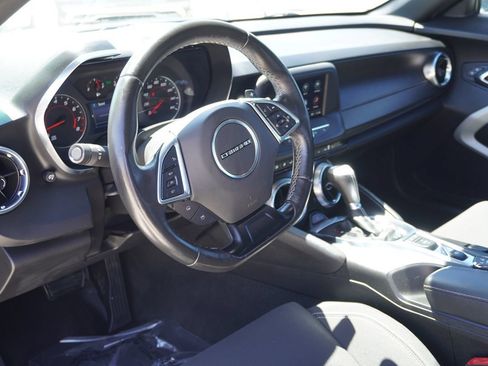 Used 2021 Chevrolet Camaro LT RWD image 17