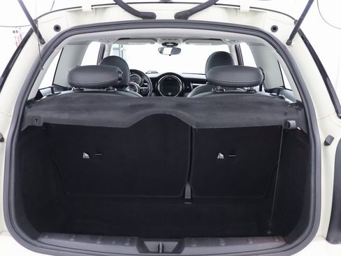 Used 2019 MINI Cooper 2-Door Hardtop image 23