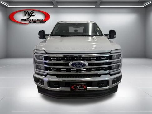 Used 2025 Ford F350 Lariat AWD/4WD image 2