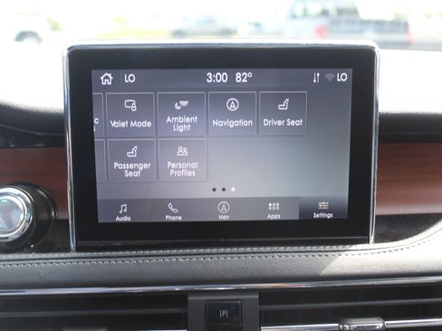 Used 2022 Lincoln Corsair Reserve w/ Equipment Group 201A AWD/4WD image 46